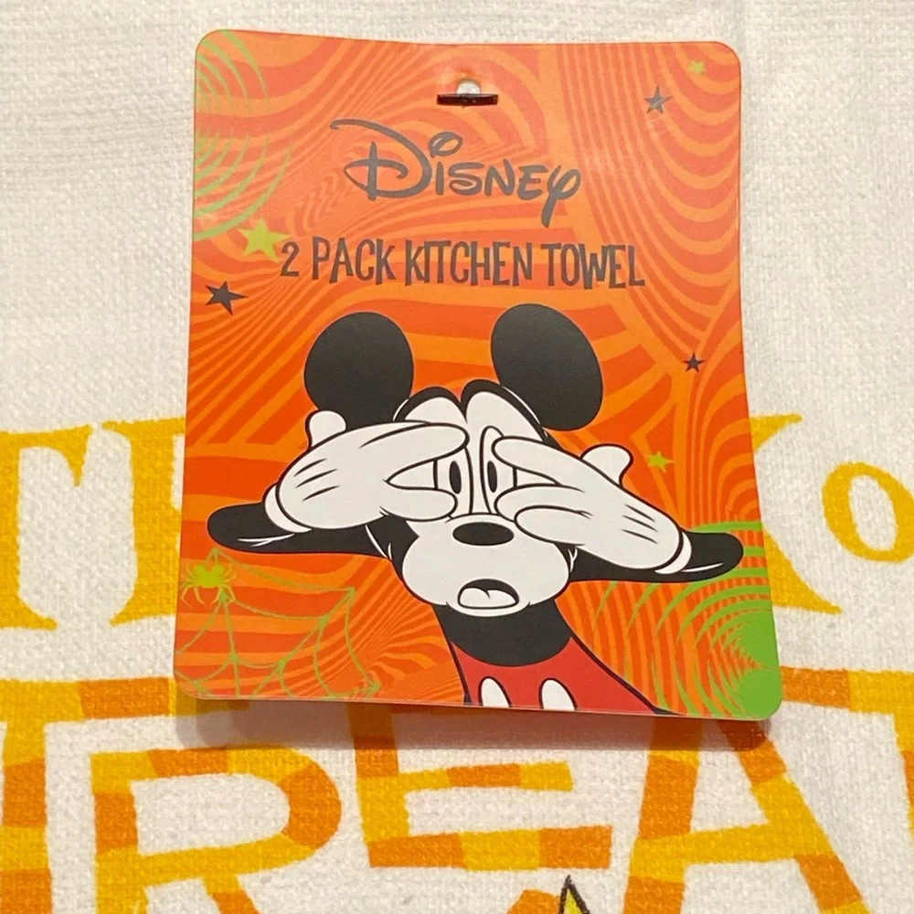 NWT Disney Mickey Mouse‎ And Friends Halloween 2 Pack Kitchen Towels